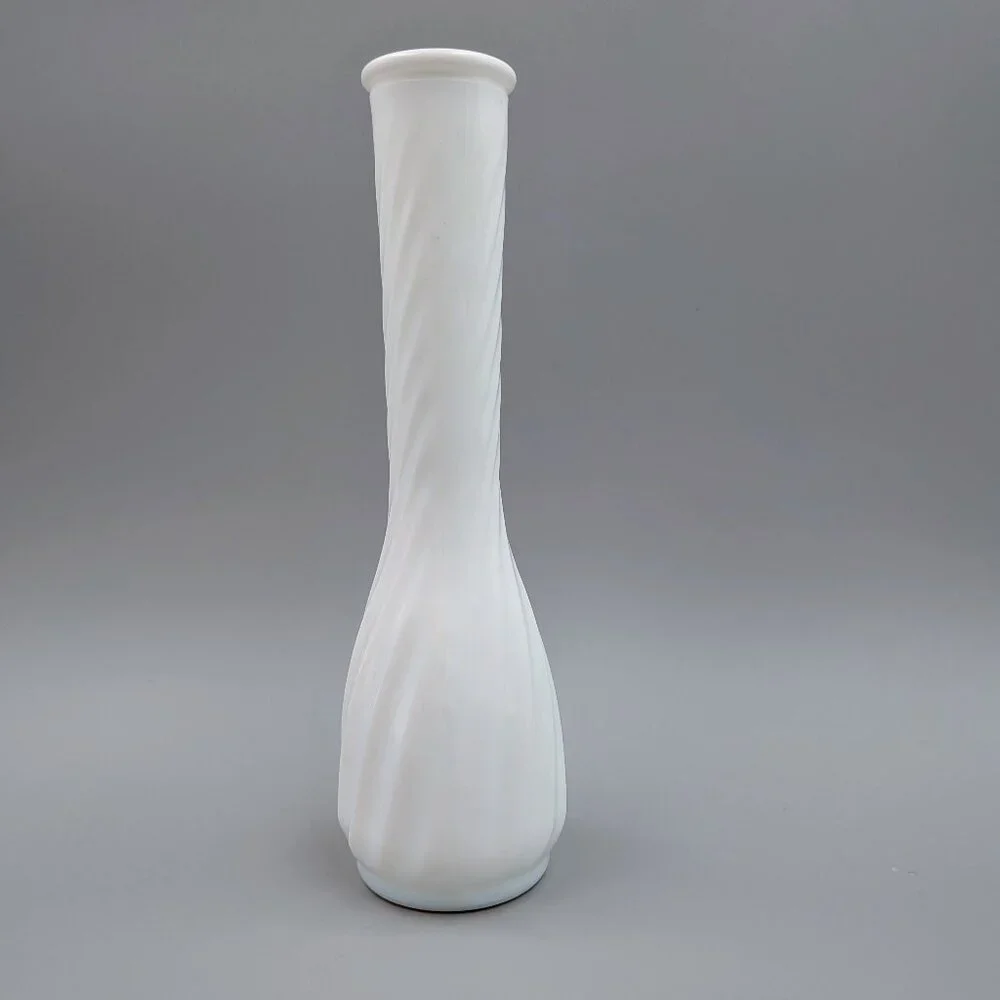 Set of 3 Vintage White Milk Glass Bud Vases - 9" Shabby Chic Floral Decor - Picture 4 of 10